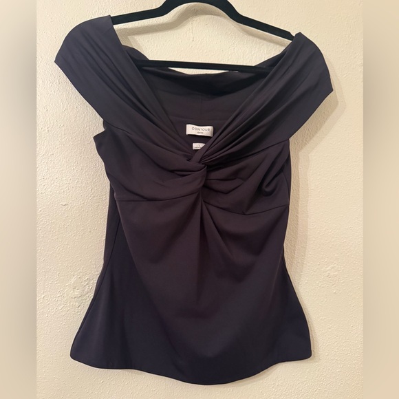 Aritzia Original Contour Twist Off-shoulder Top - Picture 4 of 6